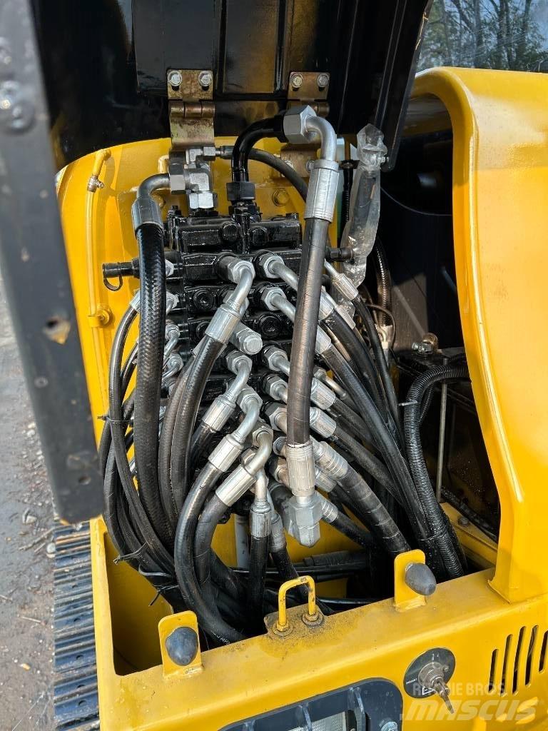XCMG XE 60 D Мини екскаватори < 7 т