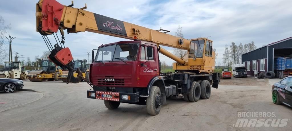 Kamaz 25T Всъдеходни кранове