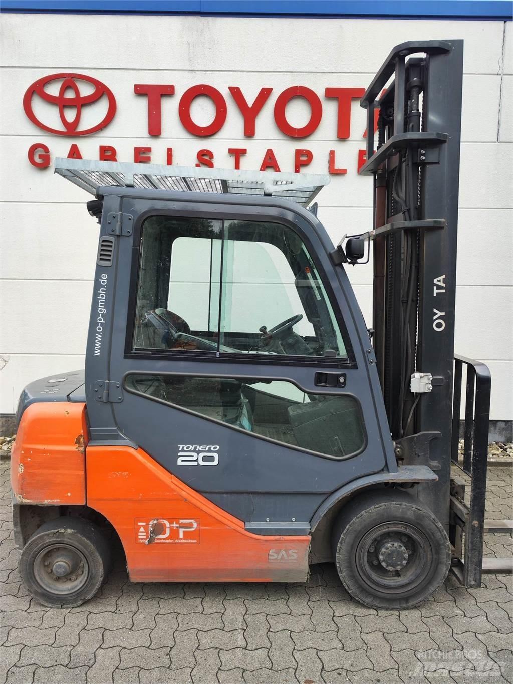 Toyota 02-8FDF20 Дизелови камиони