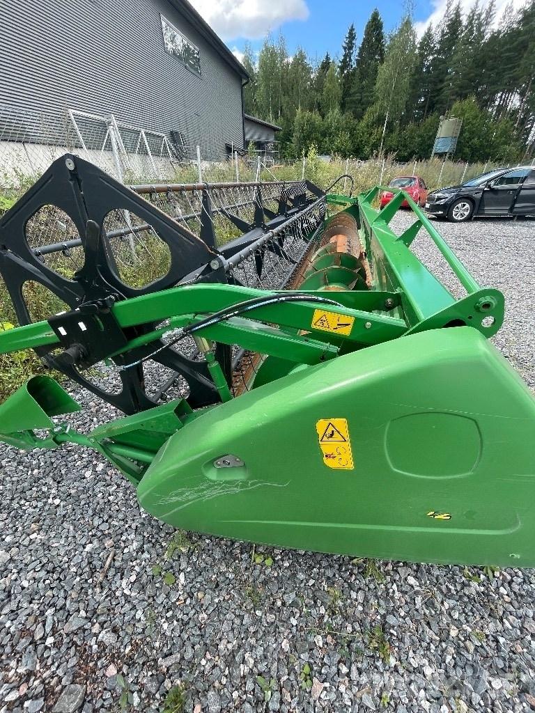John Deere 622R Глави за комбайн
