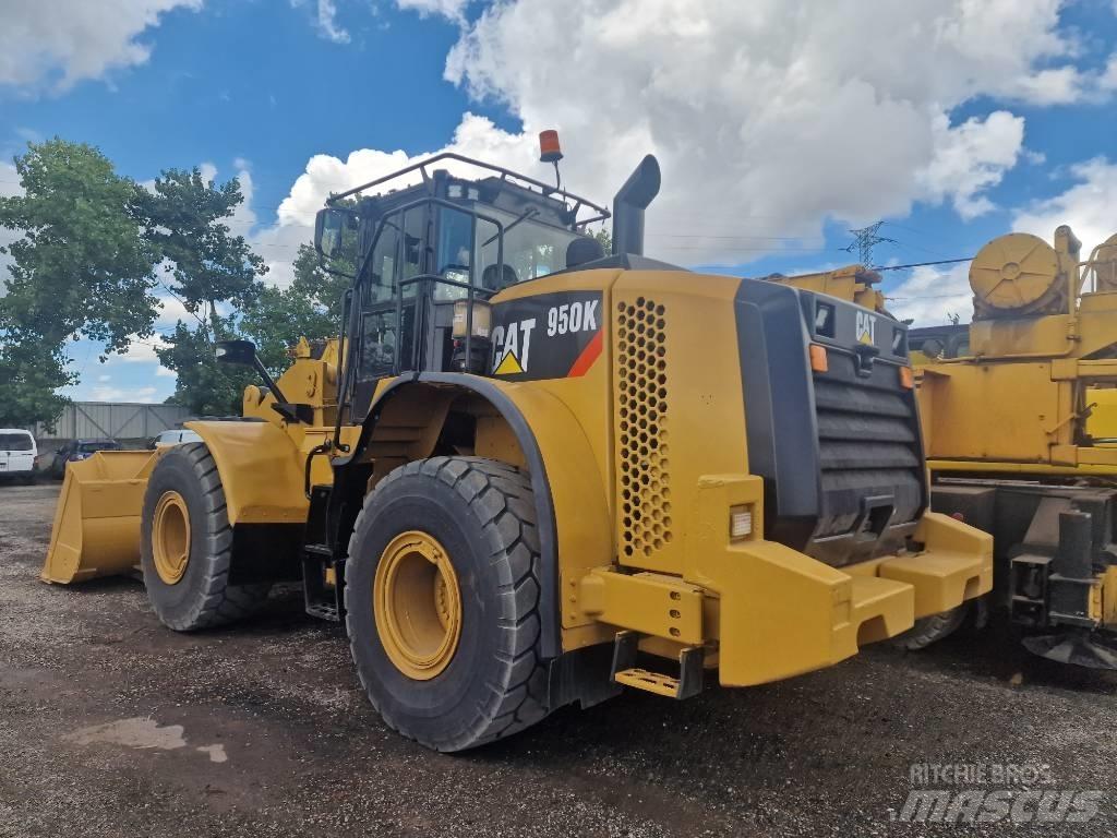 CAT 950 K Колесни товарачи