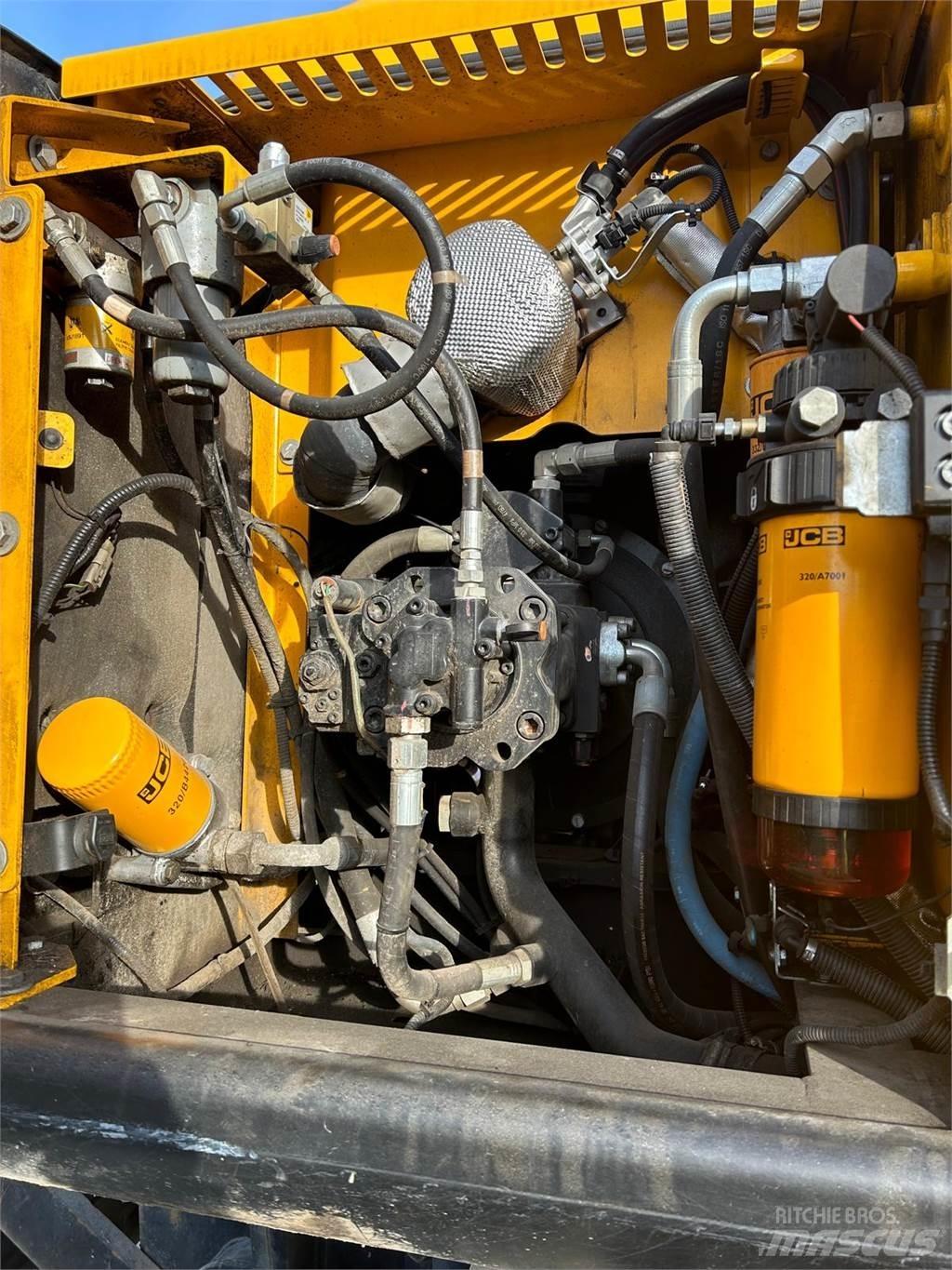 JCB JS175WMT4F Колесни екскаватори