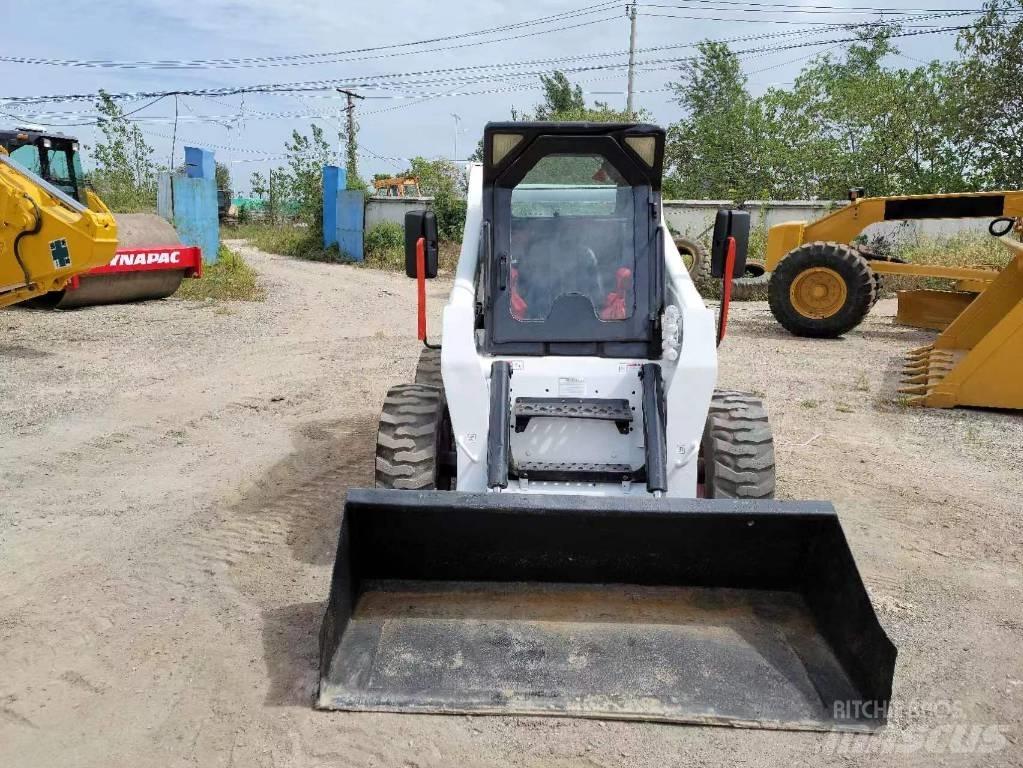 Bobcat S 18 Мини товарачи
