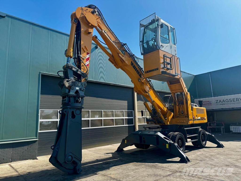 Liebherr A 924 C Оператори на отпадъци/индустрия
