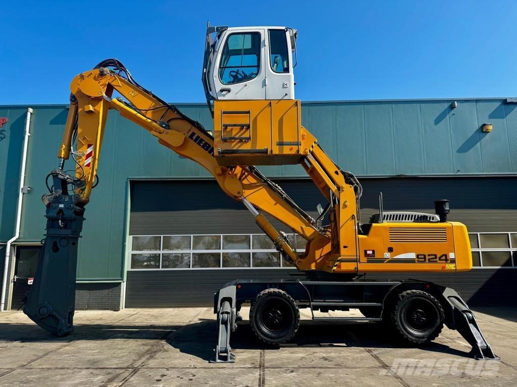 Liebherr A 924 C Оператори на отпадъци/индустрия
