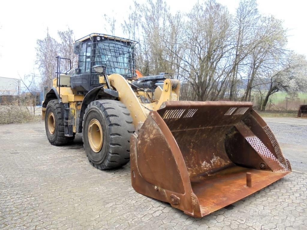 CAT 950 M Колесни товарачи