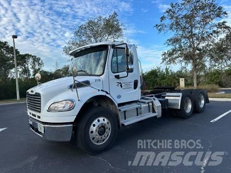 Freightliner M2 Влекачи