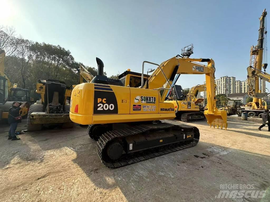 Komatsu PC 200 Верижен екскаватор