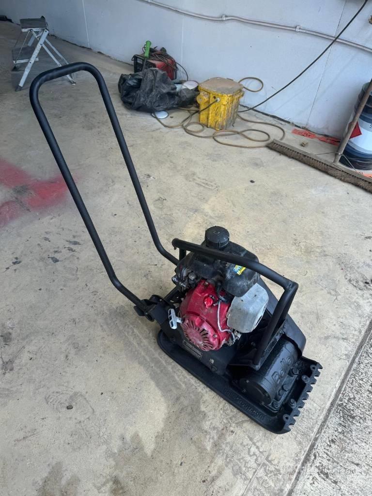 Belle LC3251 Уплътнители за плочи

