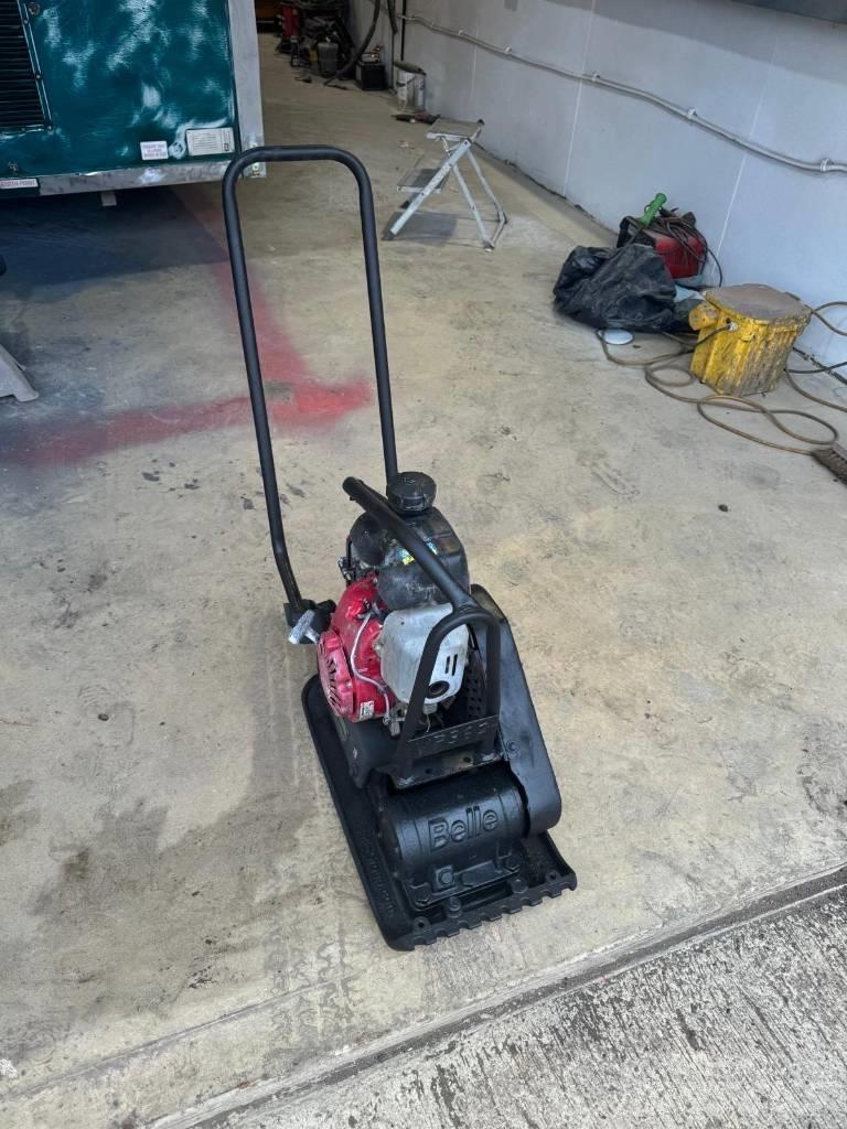 Belle LC3251 Уплътнители за плочи
