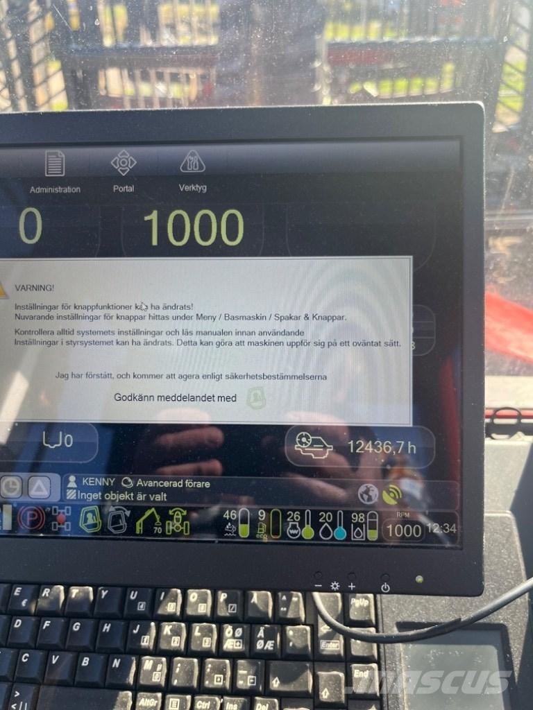 Komatsu 895 Форуардери