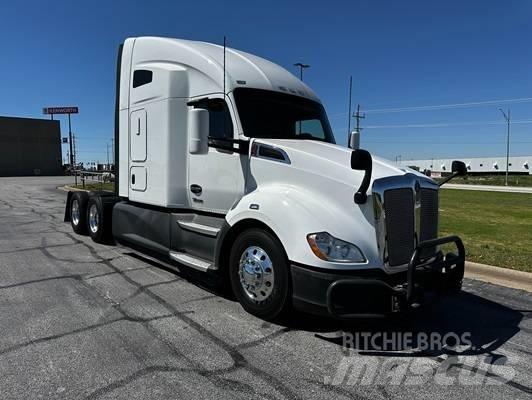 Kenworth T 680 Влекачи