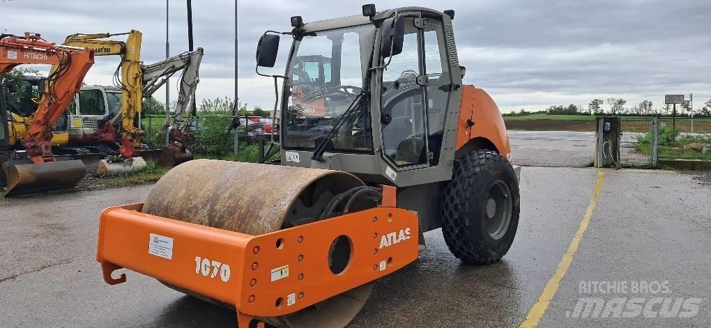 Atlas 1070 Уплътнители за почва
