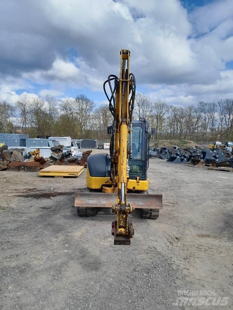 Komatsu PC55MR-3 Мини екскаватори < 7 т