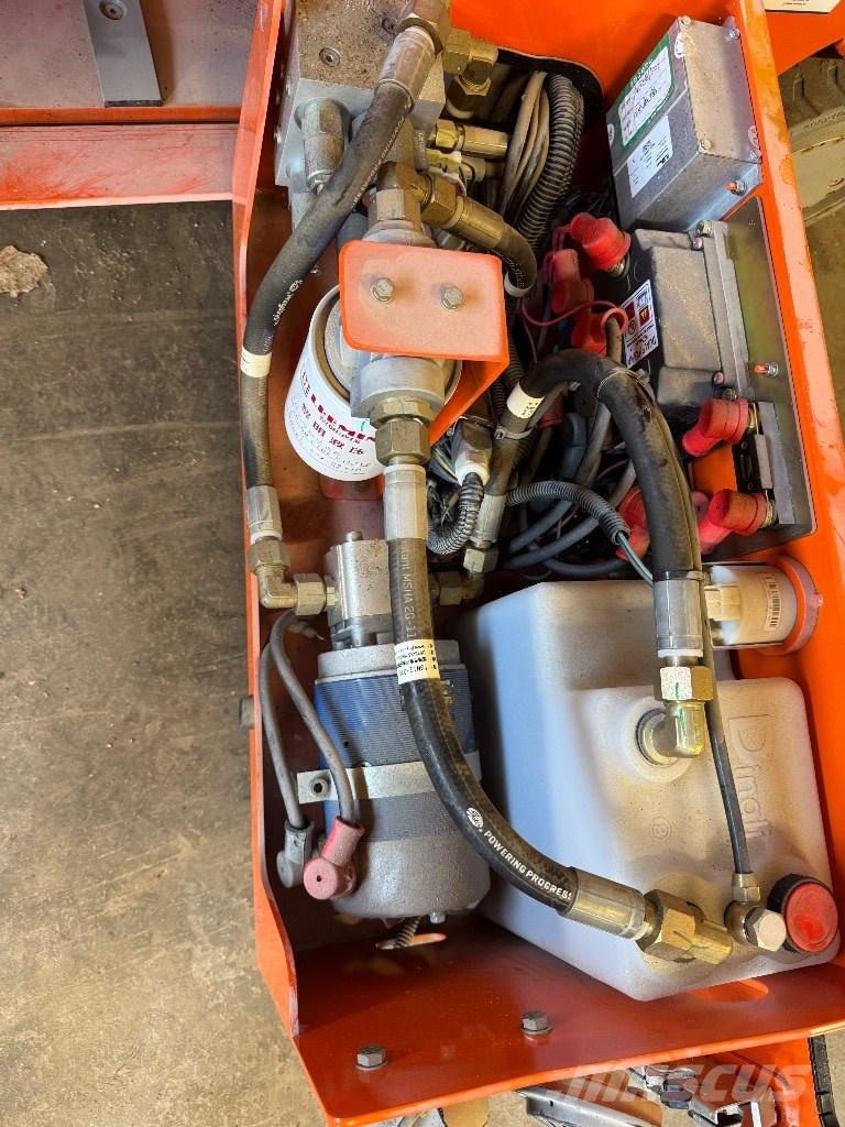 Dingli JCPT 0807 Ножични работни платформи