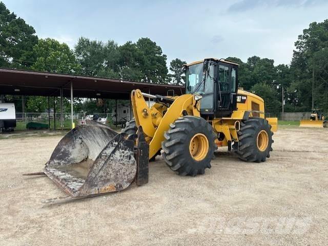 CAT 938M Колесни товарачи