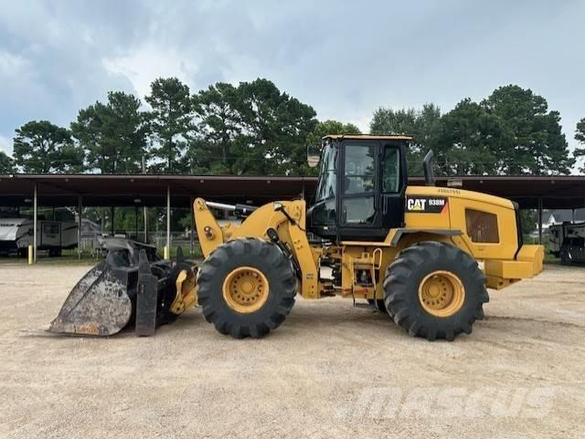 CAT 938M Колесни товарачи