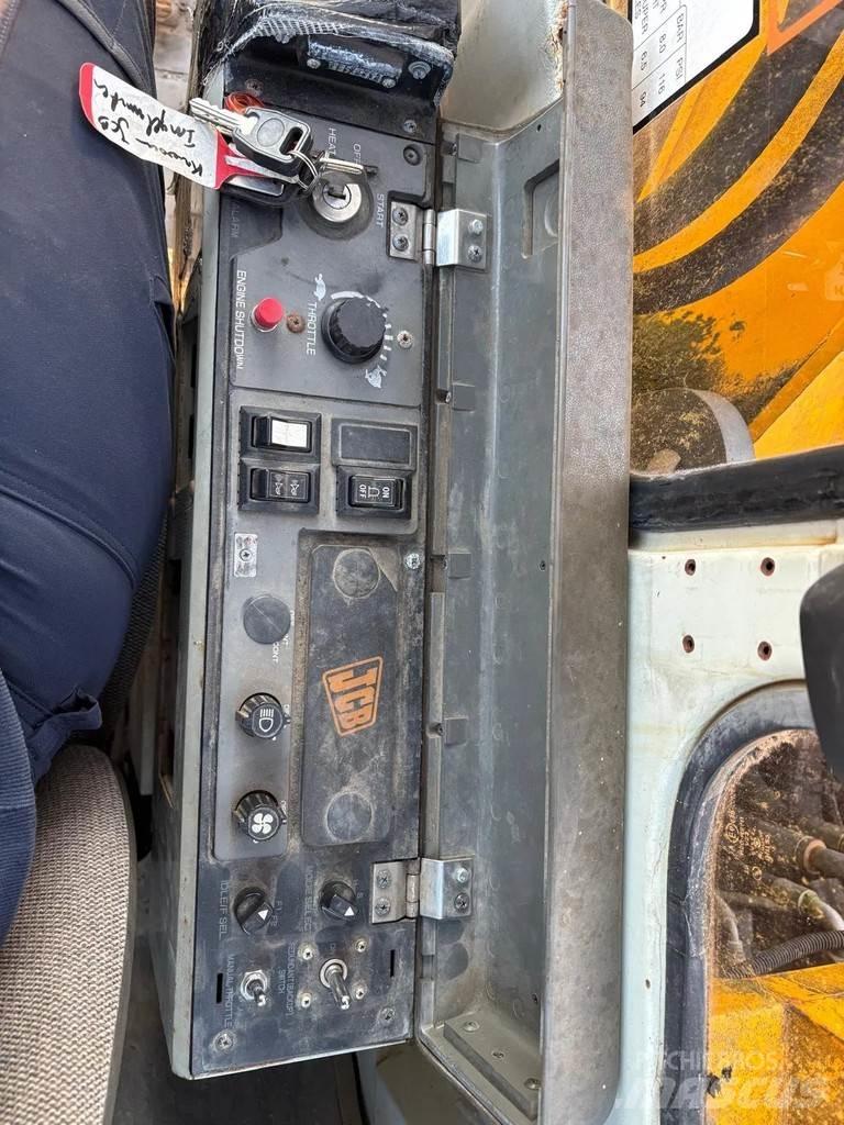 JCB JS130W Колесни екскаватори