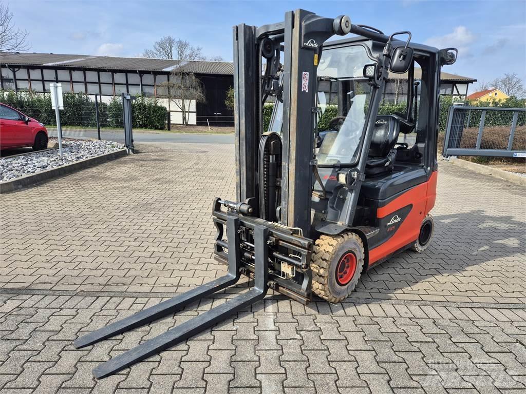 Linde E25 Електрически вилични кари-повдигачи