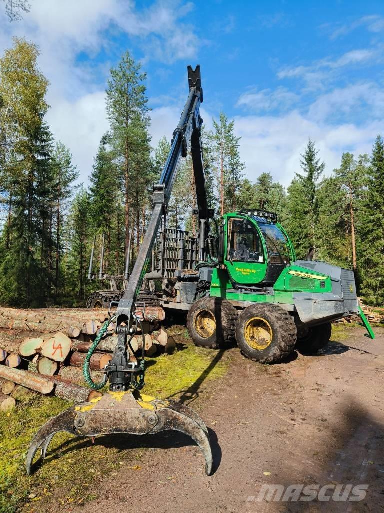 John Deere 1010G Форуардери