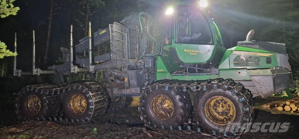 John Deere 1010G Форуардери
