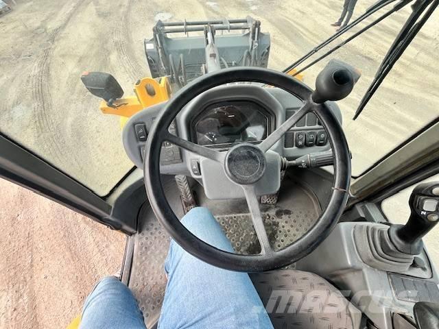 Volvo L 30 G Колесни товарачи