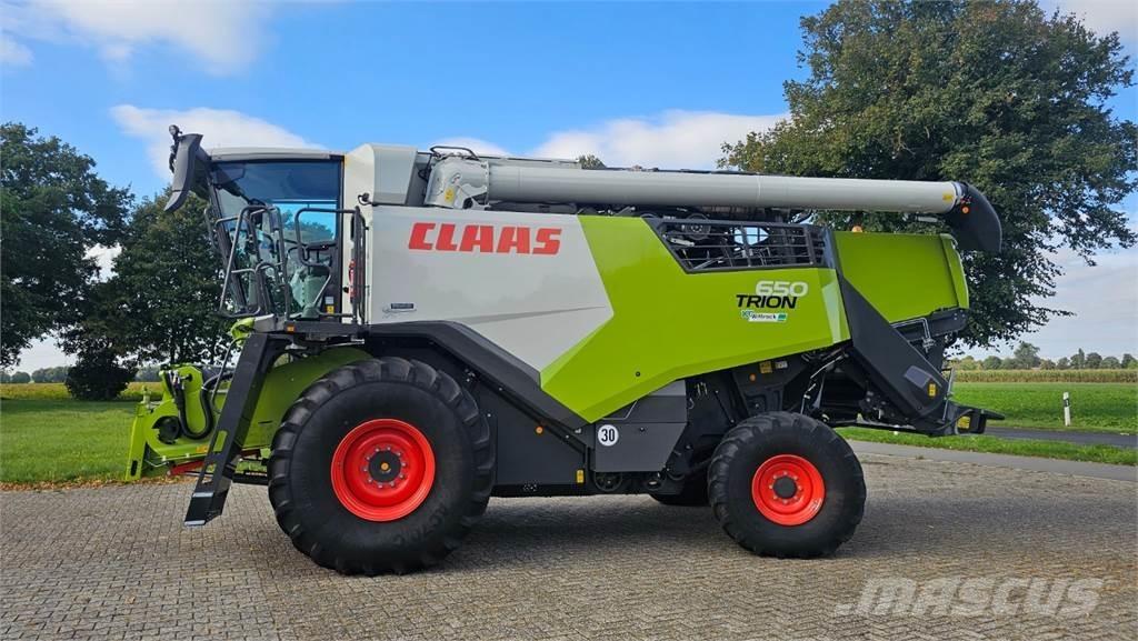 CLAAS Trion 650 Комбайни