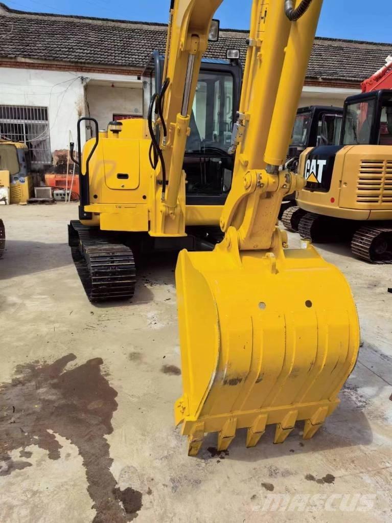 Komatsu PC56 Мини екскаватори < 7 т