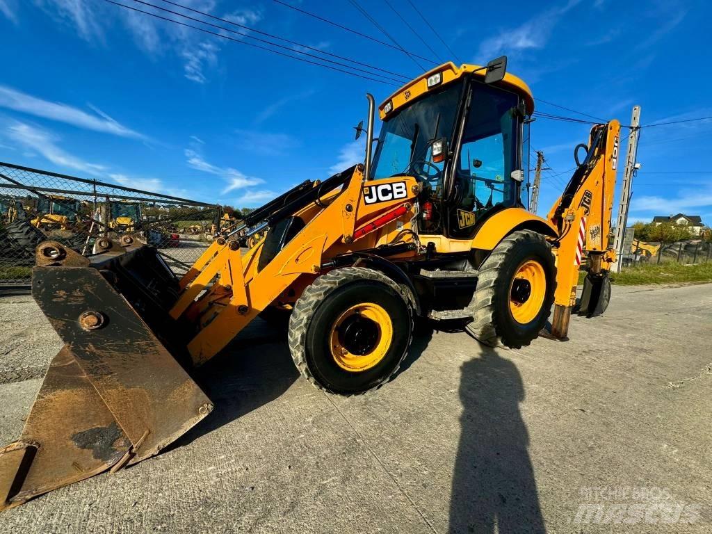 JCB 3CX Товарач със заден ексватор
