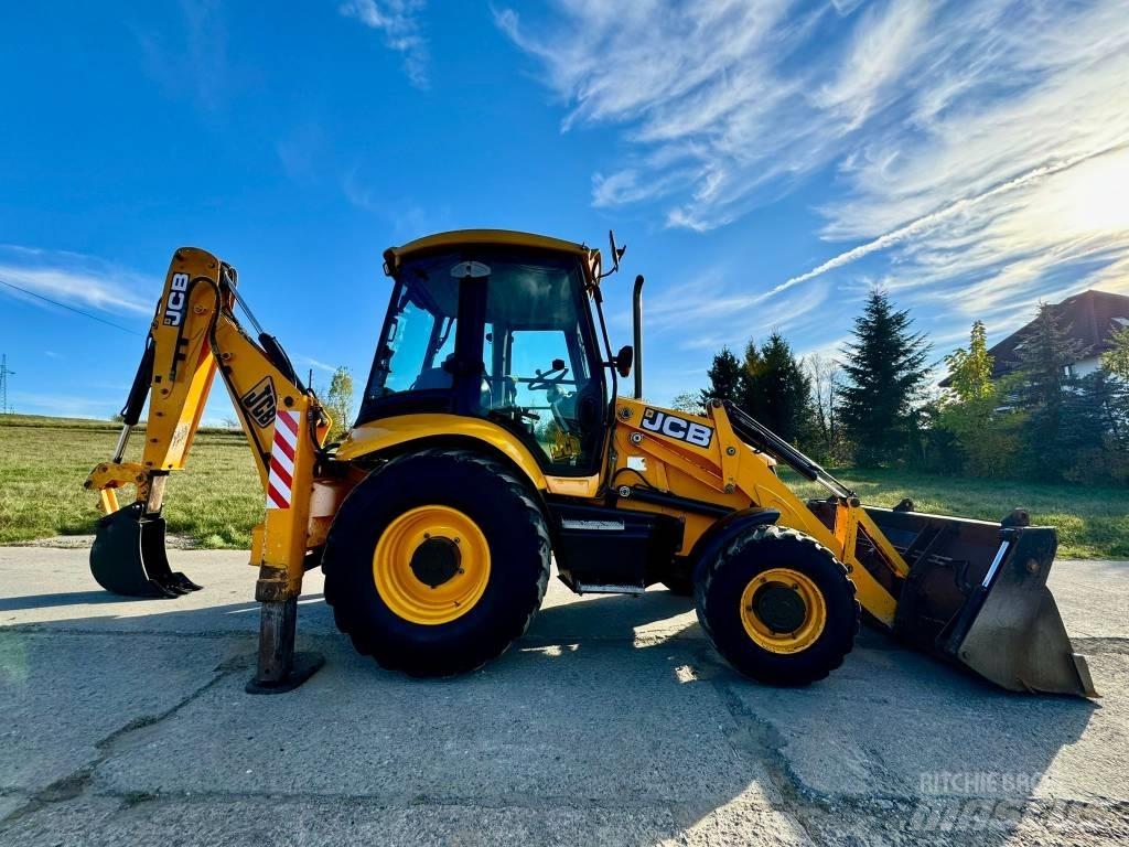 JCB 3CX Товарач със заден ексватор