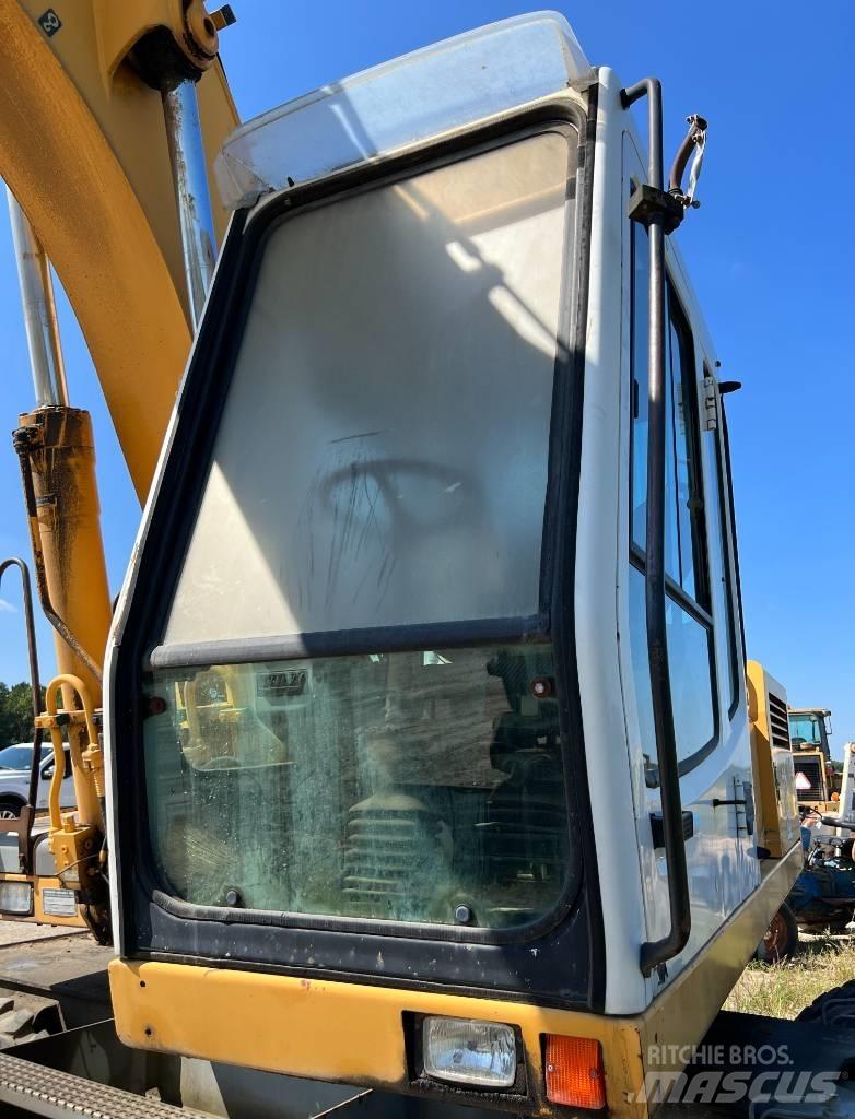 Liebherr A 904 Колесни екскаватори