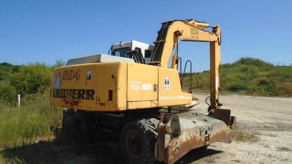 Liebherr A 904 Колесни екскаватори
