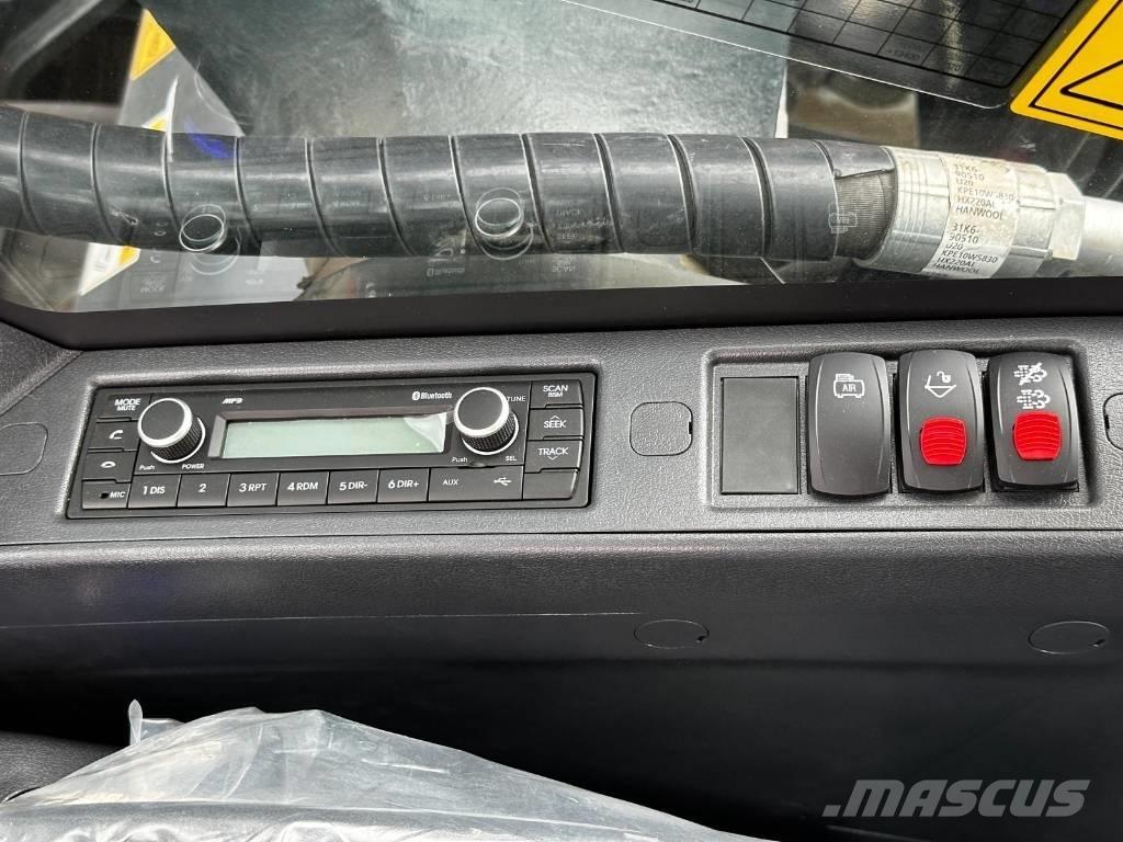Hyundai HX 220 AL Верижен екскаватор