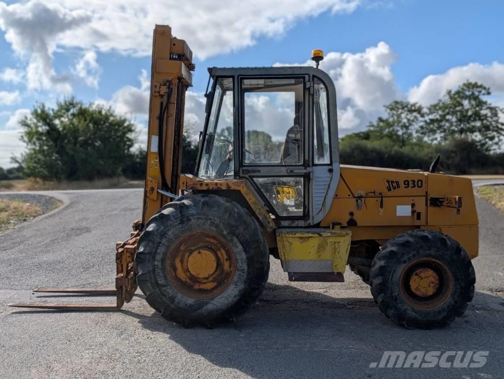 JCB 930 Камиони за херавни местности