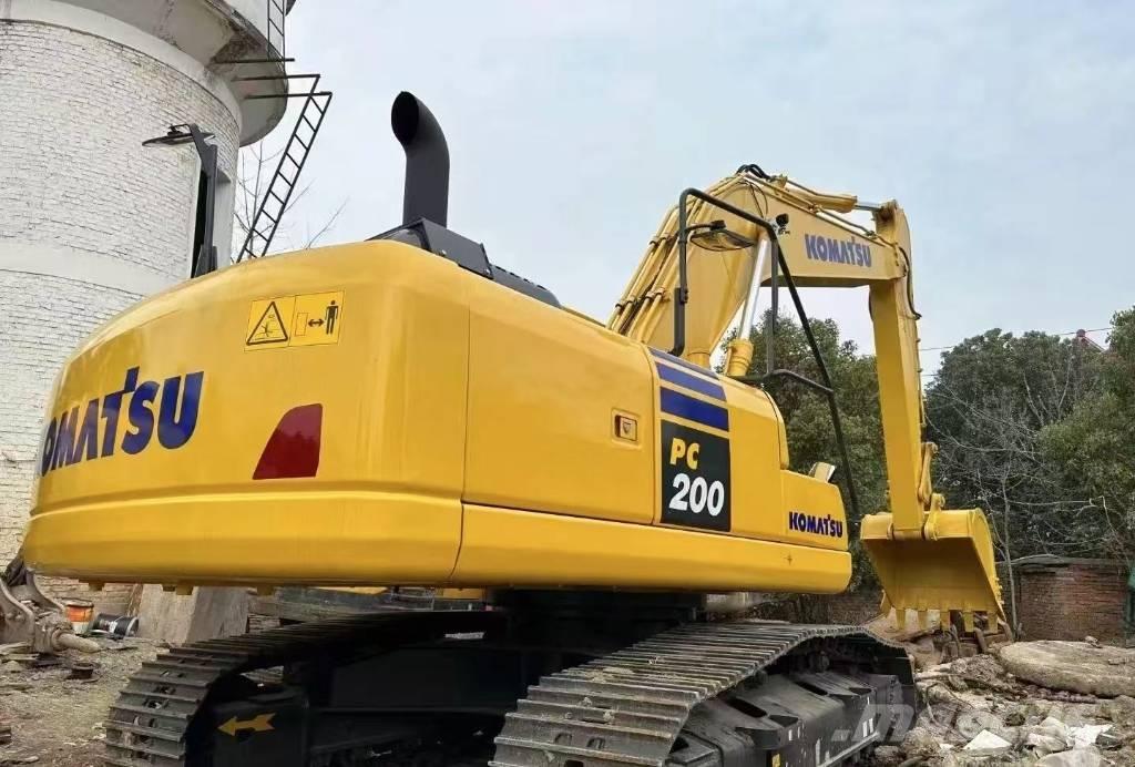 Komatsu PC 200-8 Верижен екскаватор