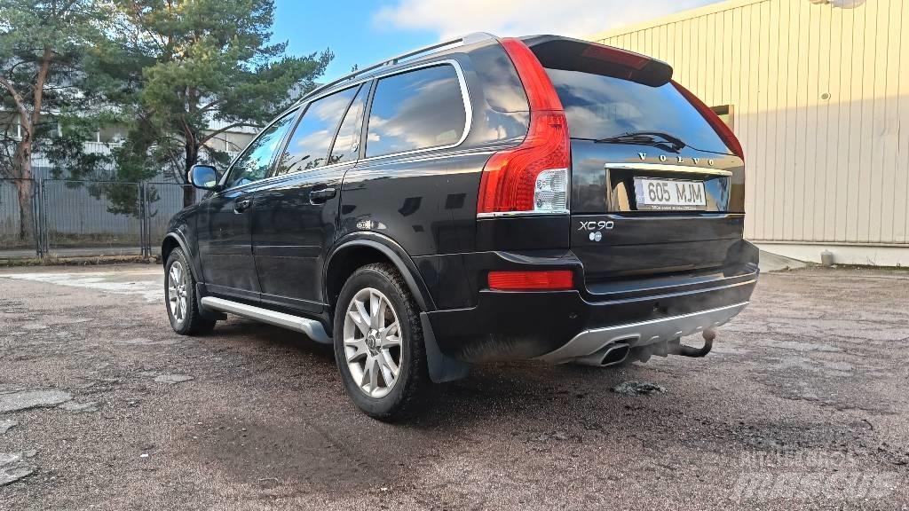 Volvo XC 90 Коли