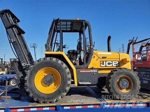 JCB 930 Камиони за херавни местности