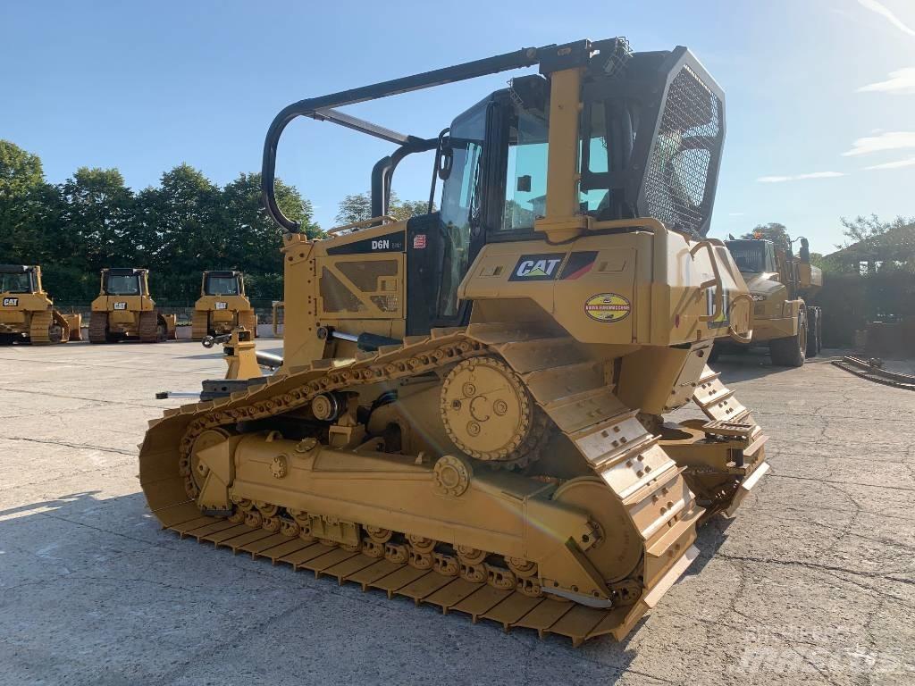 CAT D 6 N LGP Верижни булдозери
