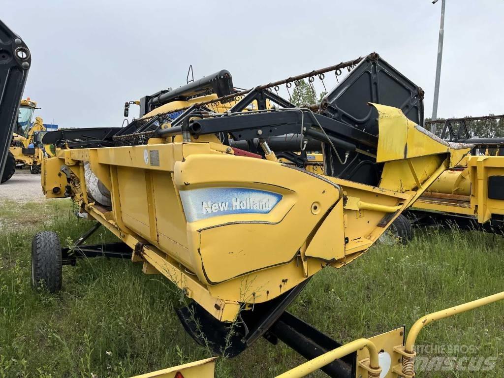 New Holland CSX 7080 Комбайни