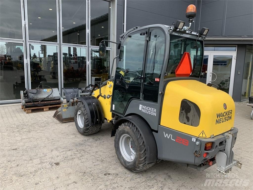 Wacker Neuson WL 28 Колесни товарачи