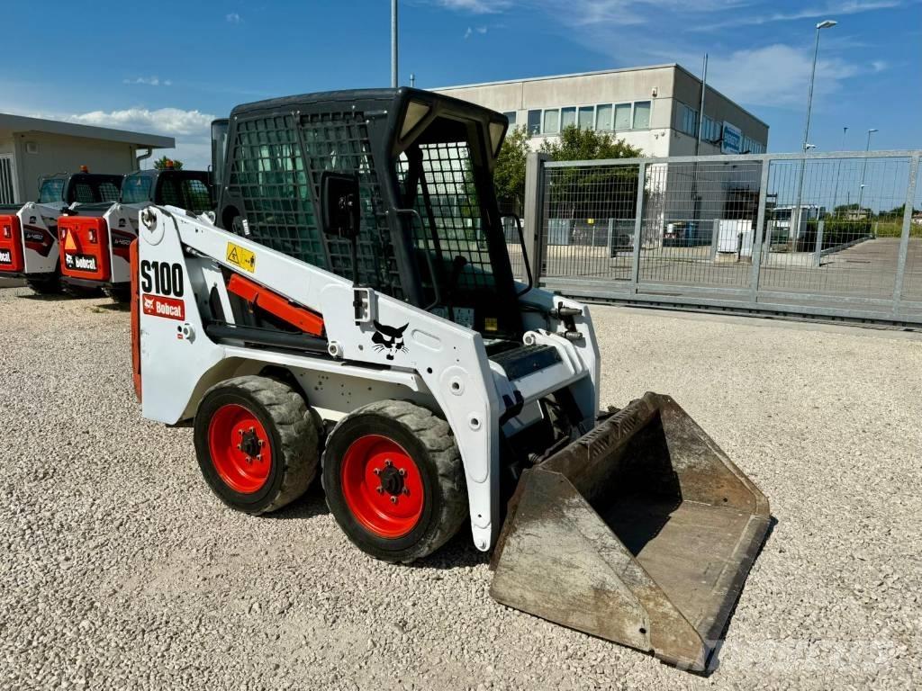 Bobcat S 100 Мини товарачи
