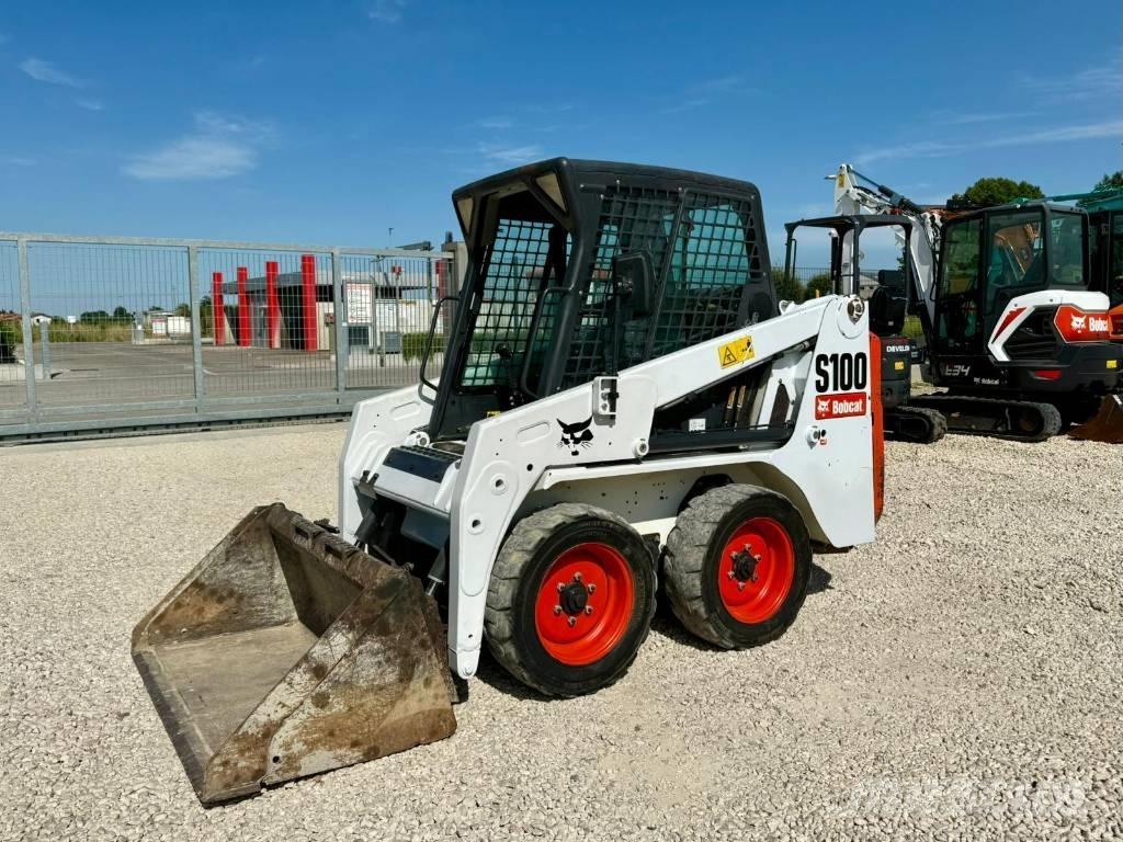 Bobcat S 100 Мини товарачи
