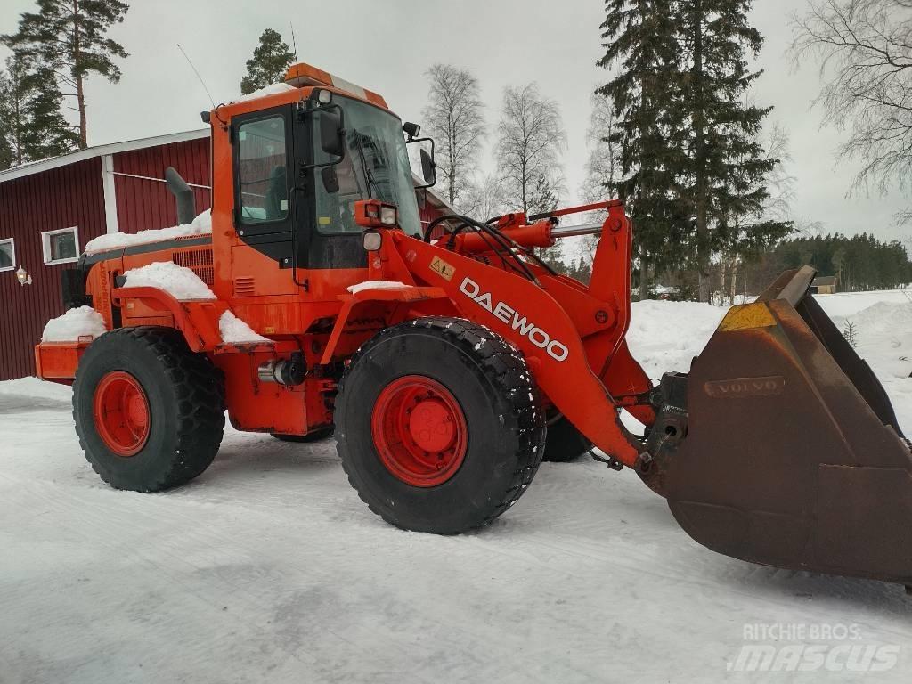 Daewoo 200-V Mega Колесни товарачи