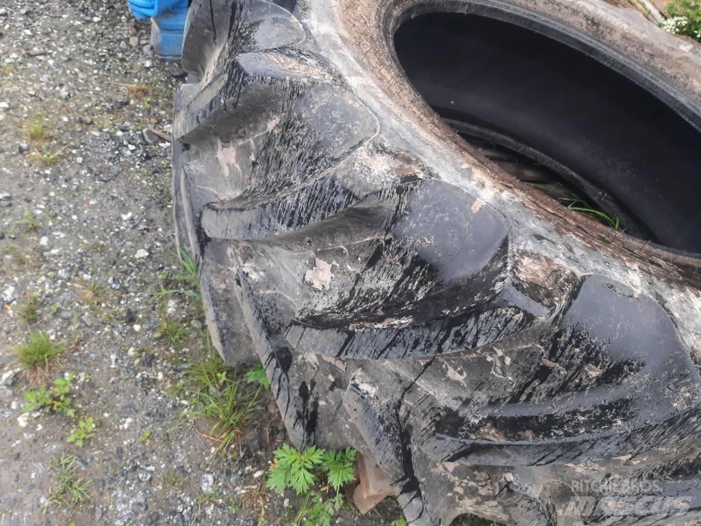 BKT 580/70R38 Колелета/Гуми