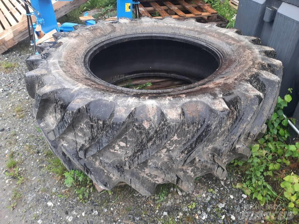 BKT 580/70R38 Колелета/Гуми