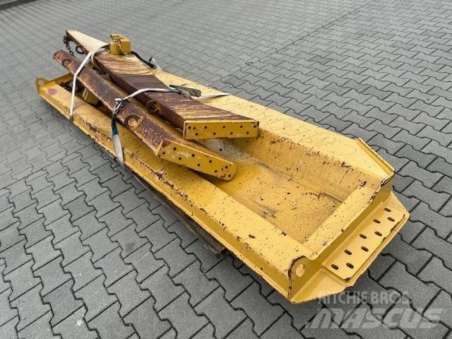 CAT 745 TAIL GATE Дъмпери/моторни превозни средства