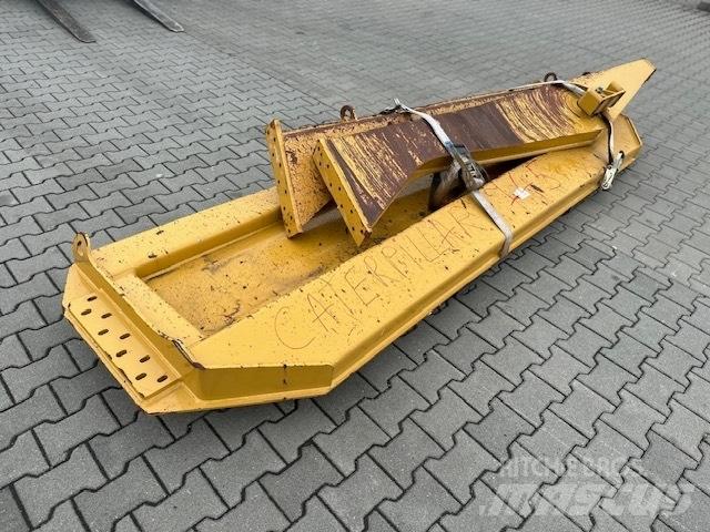 CAT 745 TAIL GATE Дъмпери/моторни превозни средства