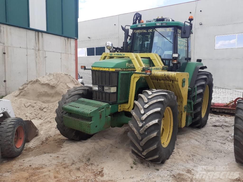 John Deere 7600 Трактори