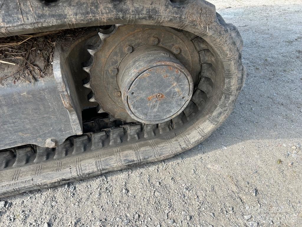 Volvo EC 25 Мини екскаватори < 7 т