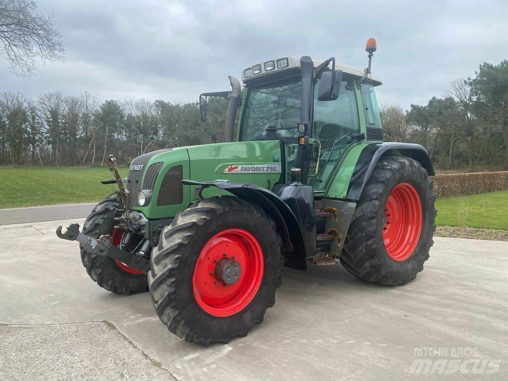 Fendt 716 Трактори